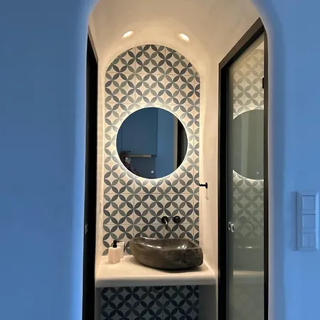 Calliopes By The Sea Boutique Suites Paralia Dionysiou Exterior photo