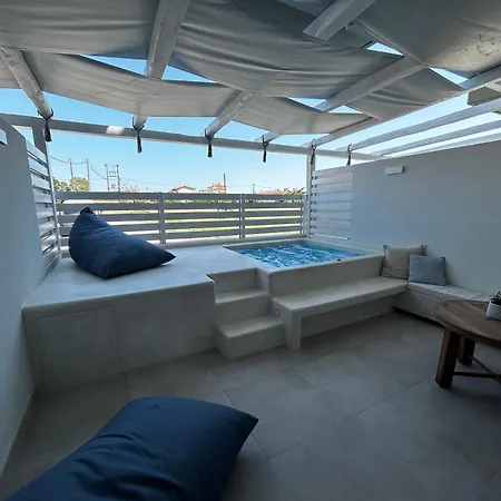 Calliopes By The Sea Boutique Suites Paralia Dionysiou Exterior photo