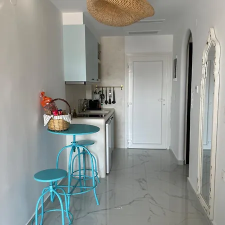 Calliopes By The Sea Boutique Suites Paralia Dionysiou Exterior photo