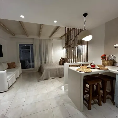 Calliopes By The Sea Boutique Suites Paralia Dionysiou Exterior photo