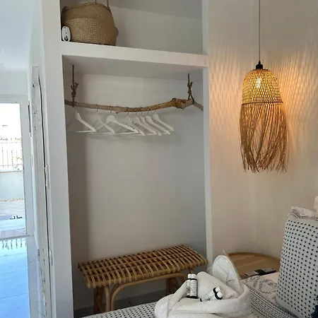 Calliopes By The Sea Boutique Suites Paralia Dionysiou Exterior photo