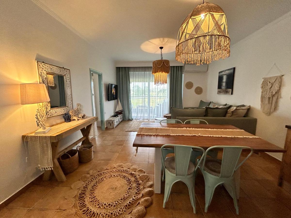 Apartament Calliopes By The Sea Boutique Paralia Dionysiou