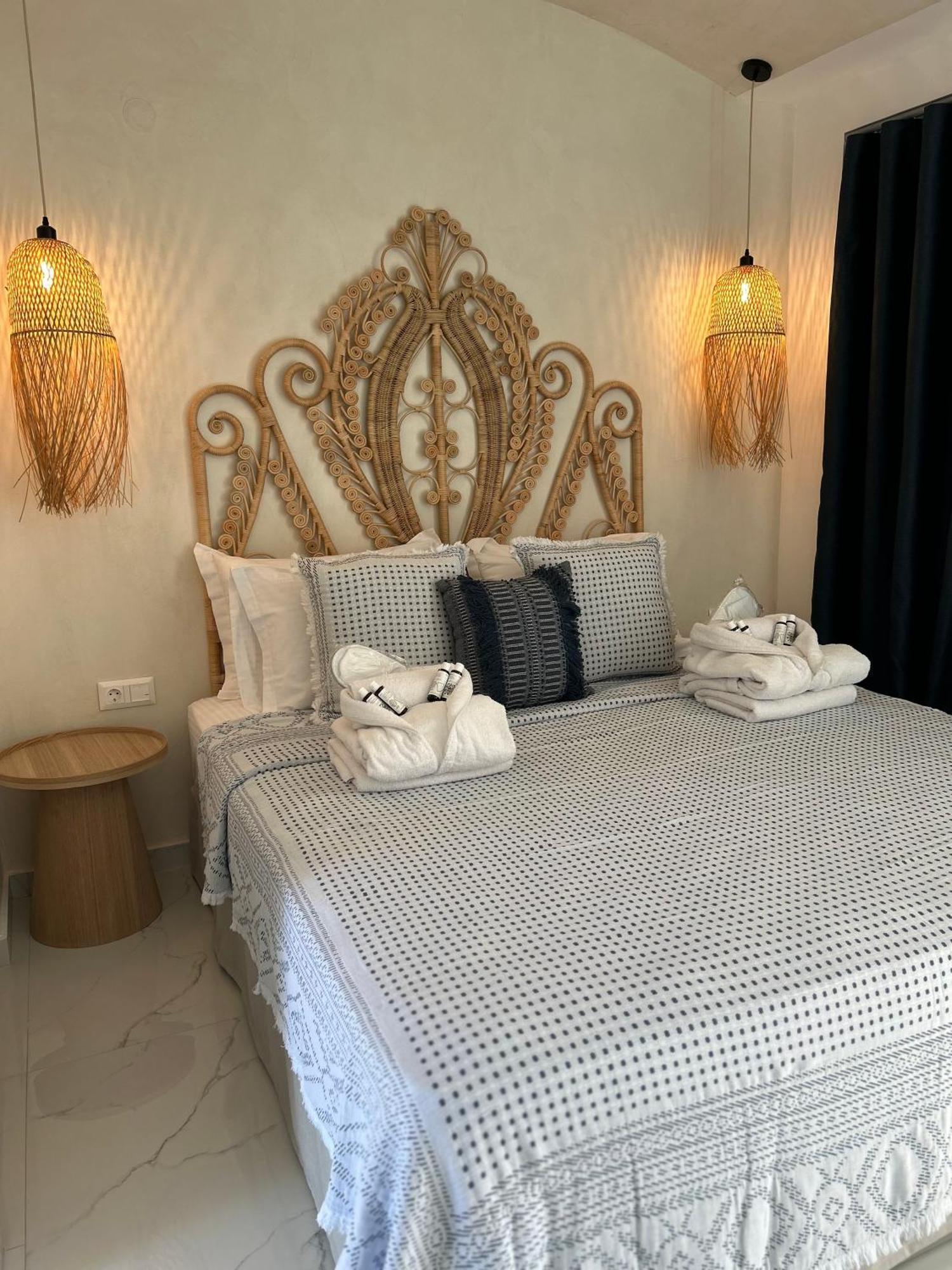 Calliopes By The Sea Boutique Apartment *